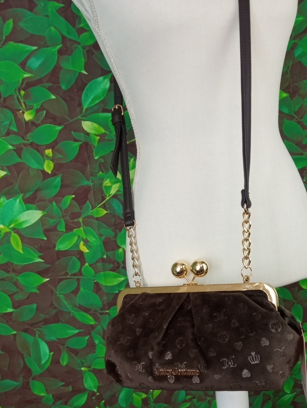 👜 Juicy Couture Keep It Classy Framed Heart Print Velvet Crossbody Bag